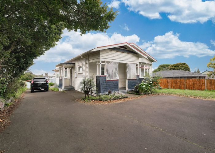  at 3199 Great North Road, New Lynn, Waitakere City, Auckland