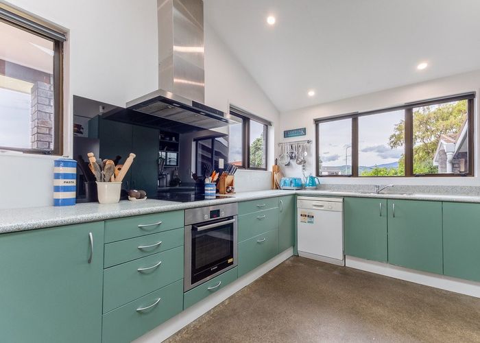  at 20 Anaru Street, Raumati Beach, Kapiti Coast, Wellington