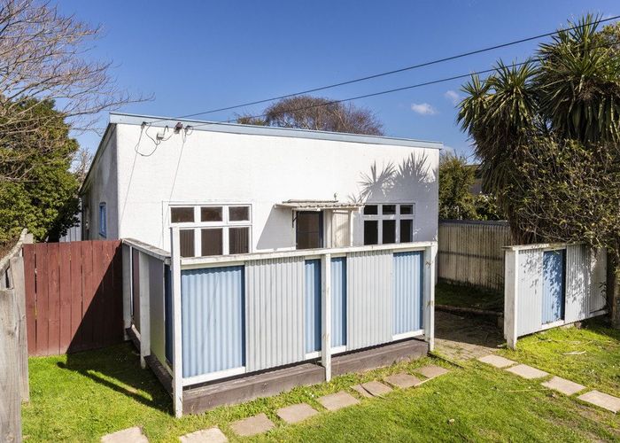  at 388 Keyes Road, New Brighton, Christchurch City, Canterbury