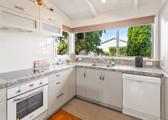  at 58 Mountain View Road, Glenwood, Timaru, Canterbury