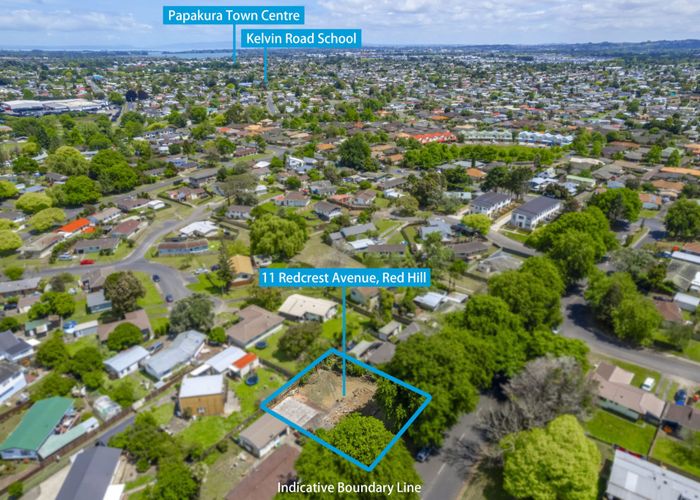  at 11 Redcrest Avenue, Papakura, Papakura, Auckland