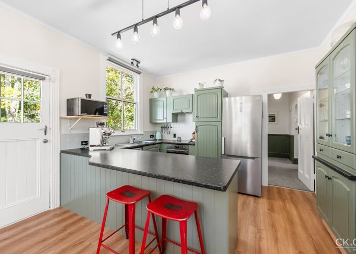  at 524 Main Road North, Timberlea, Upper Hutt, Wellington