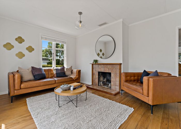  at 48 Tahapa Crescent, Meadowbank, Auckland