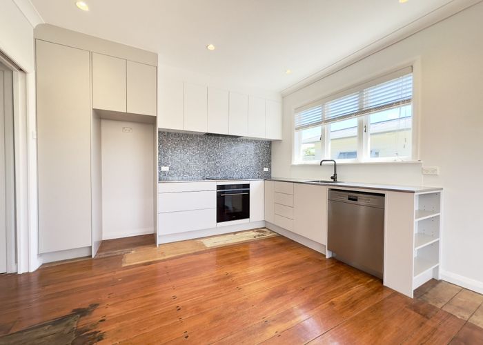  at 35 Holly Street, Avondale, Auckland City, Auckland