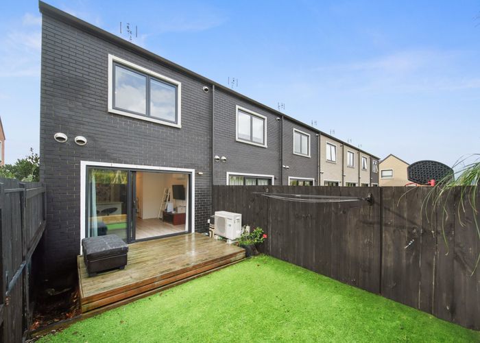  at 28/137 Hall Avenue, Favona, Manukau City, Auckland