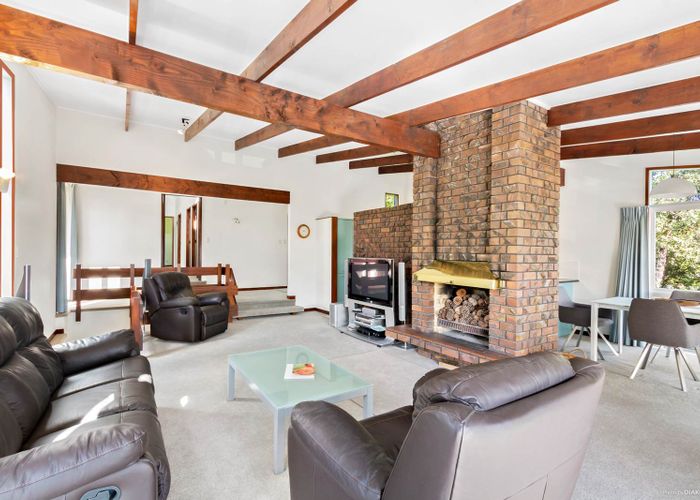  at 295 Titirangi Road, Titirangi, Auckland