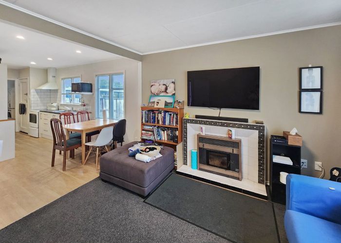  at 27 Russell Road, Wainuiomata, Lower Hutt, Wellington