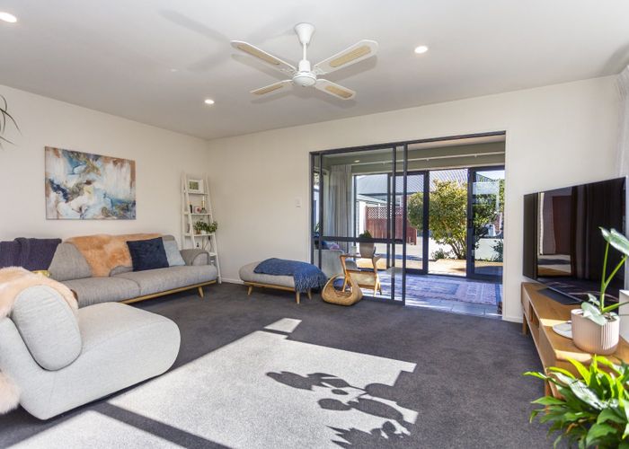  at 52b Cutts Road, Russley, Christchurch City, Canterbury