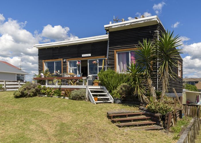  at 672 Papamoa Beach Road, Papamoa Beach, Papamoa