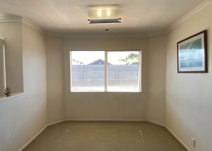  at 1/2 Carrs Place, Ellerslie, Auckland
