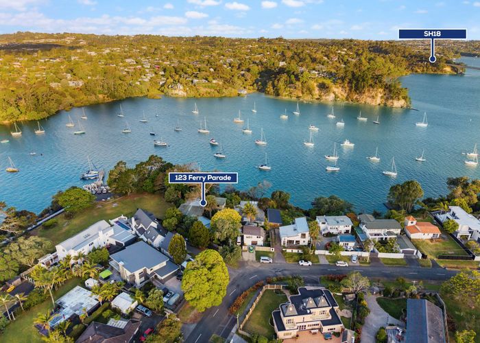  at 123 Ferry Parade, Herald Island, Waitakere City, Auckland