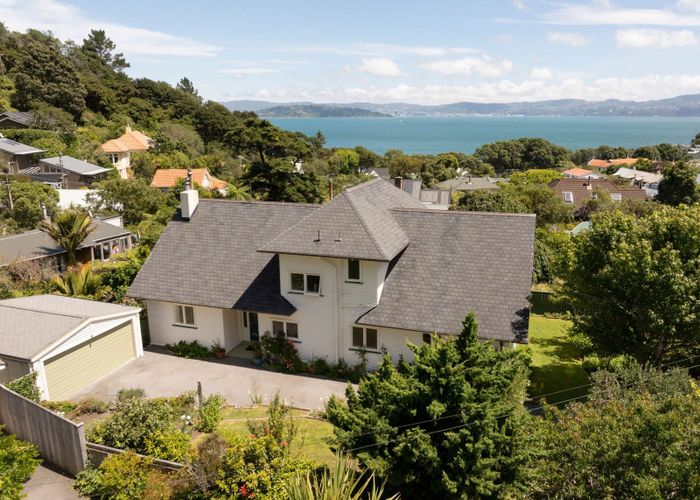  at 28 Kotari Road, Days Bay, Eastbourne, Lower Hutt, Wellington