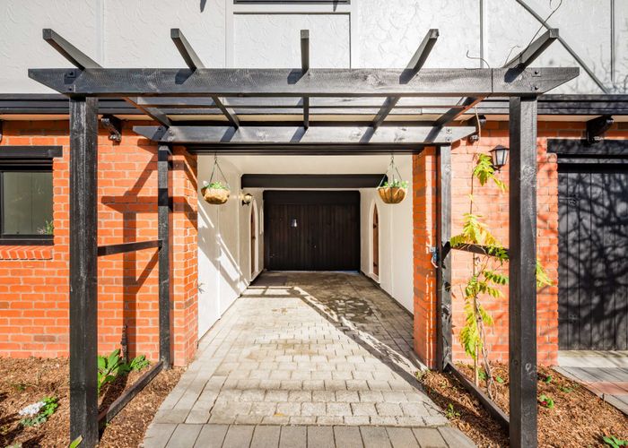  at 10 Kakariki Grove, Waikanae, Waikanae