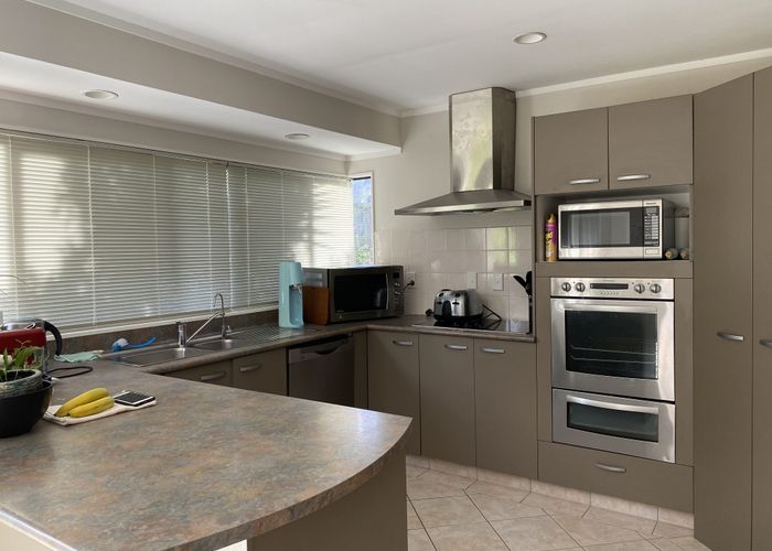  at 39 Golflands Drive, Golflands, Manukau City, Auckland