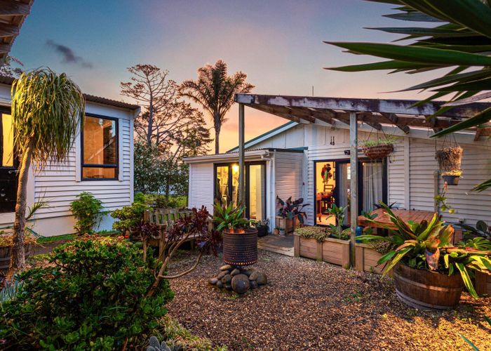 at 74 Christian Road, Swanson, Auckland
