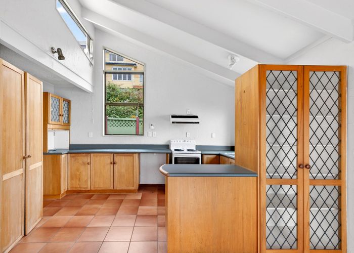  at 128 Priestley Terrace, Bluff Hill, Napier, Hawke's Bay