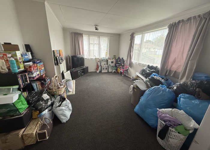  at 5 Viscount Street, Mangere, Auckland