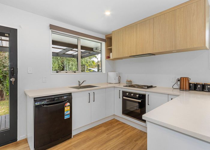  at 2/321 Burwood Road, Burwood, Christchurch