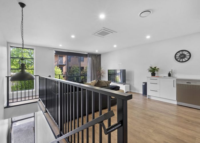  at 12 Village Quarter Lane, Frankton, Hamilton
