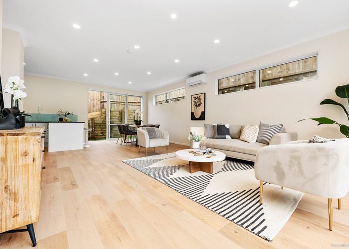  at 77 Donovan Street, Blockhouse Bay, Auckland