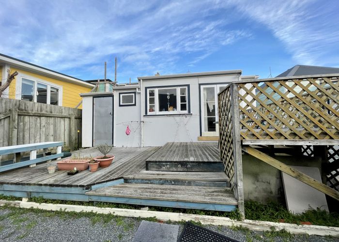  at 53 Wilson Street, Newtown, Wellington, Wellington