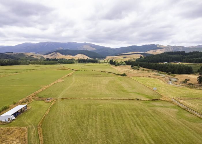  at 520 Bush Road, Coopers Creek, Oxford