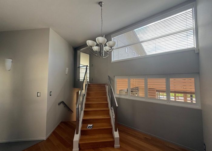  at 112 Kittiwake Drive, Schnapper Rock, North Shore City, Auckland