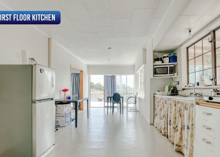  at 8 Condliffe Place, New Windsor, Auckland City, Auckland