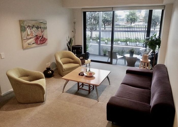  at 4 Bluegrey Avenue, Stonefields, Auckland