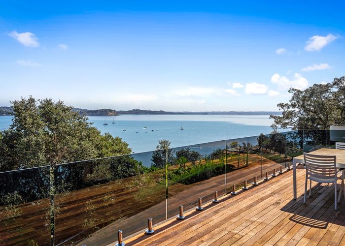  at 79 De Luen Avenue, Tindalls Beach, Whangaparaoa