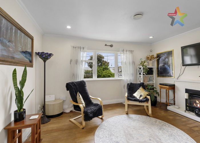  at 39 Raukawa Street, Stokes Valley, Lower Hutt