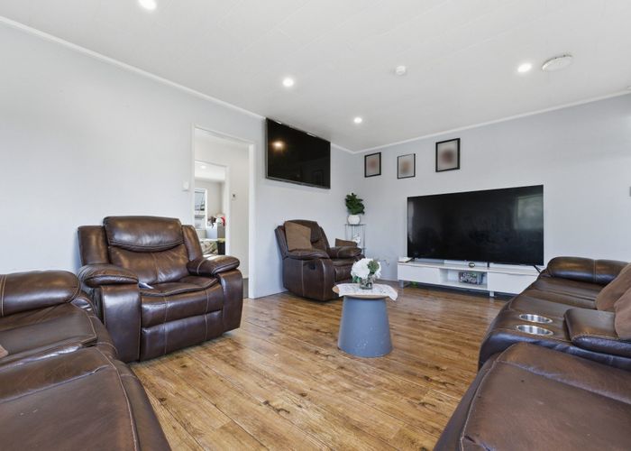  at 21 Sharland Avenue, Manurewa, Manukau City, Auckland