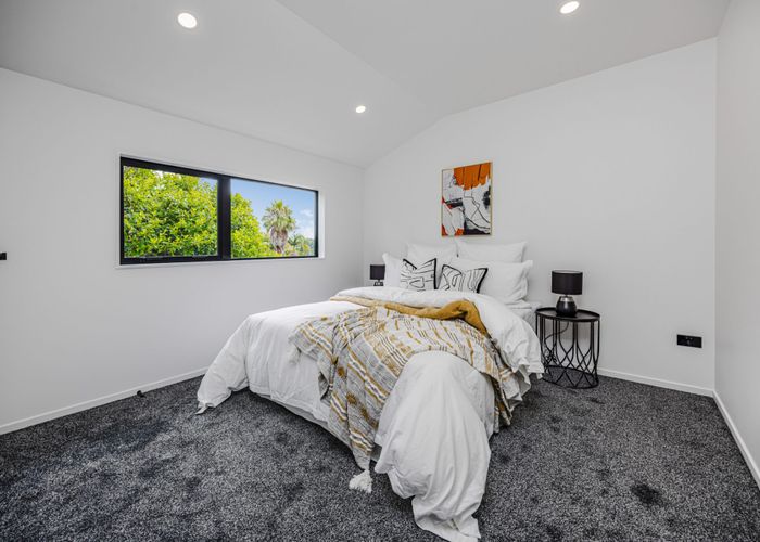  at 1/6 Broadview Place, Howick, Manukau City, Auckland