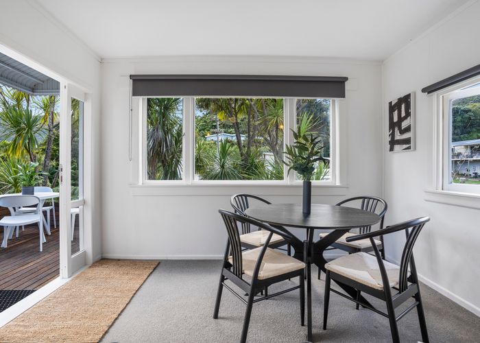  at 33 Foster Avenue, Huia, Auckland