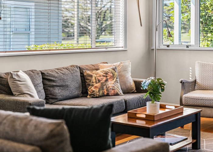  at 22 Muripara Avenue, Point Chevalier, Auckland City, Auckland