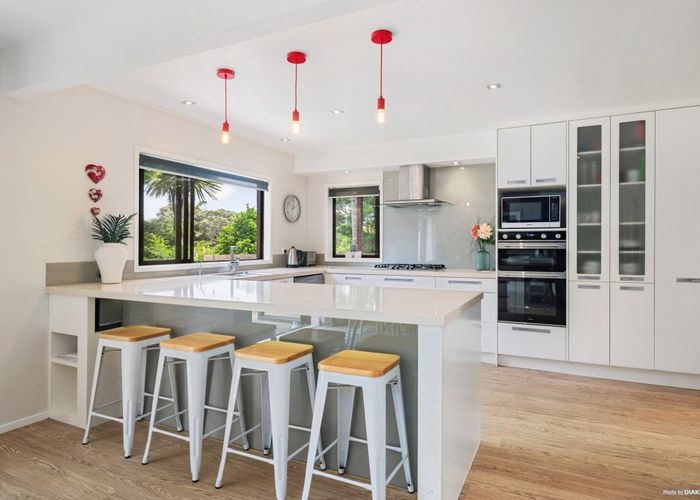  at 4 Orewa Street, Torbay, Auckland