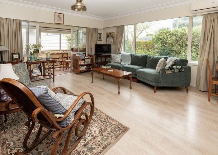  at 1/6 Abercrombie Street, Howick, Auckland