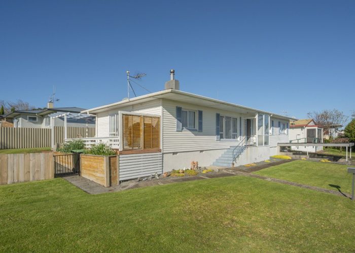  at 2 Lisbon Street, Greerton, Tauranga
