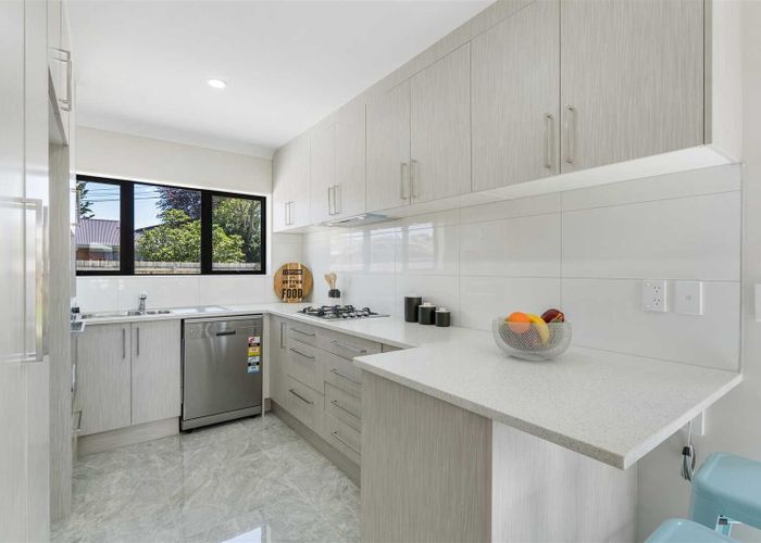  at 8C Mahon Place, Papatoetoe, Manukau City, Auckland