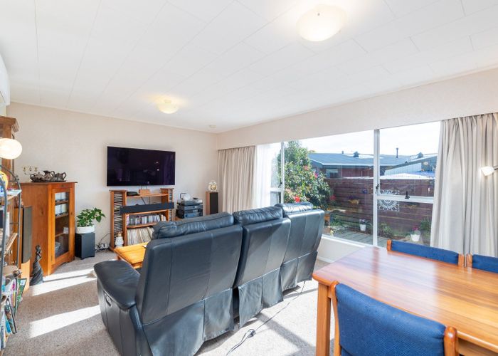  at 11B Waddington Drive, Naenae, Lower Hutt, Wellington
