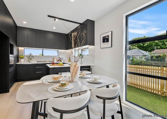  at 36C Waverley Avenue, Glenfield, North Shore City, Auckland