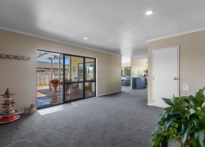  at 684 Gloucester Road, Papamoa Beach, Tauranga, Bay Of Plenty