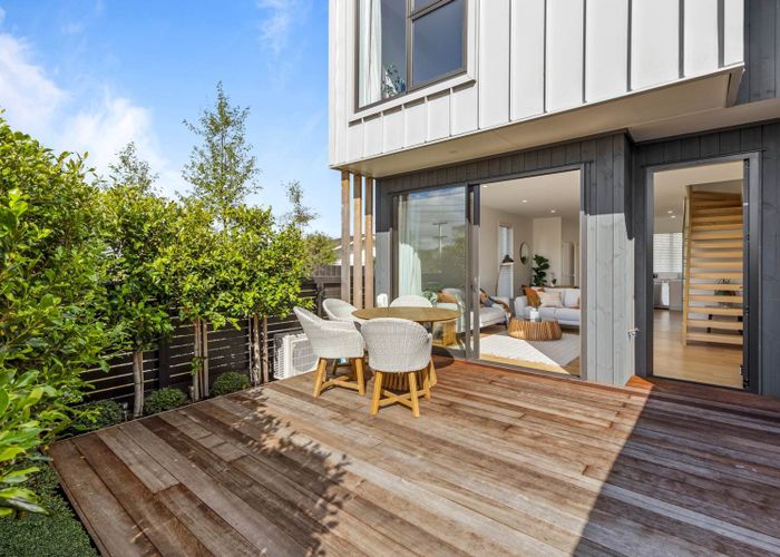  at 31/7 Stanley Avenue, Milford, North Shore City, Auckland