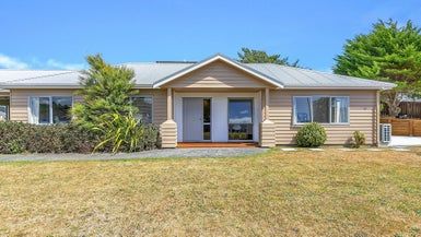 at 2 Catlins Glen, Aotea, Porirua