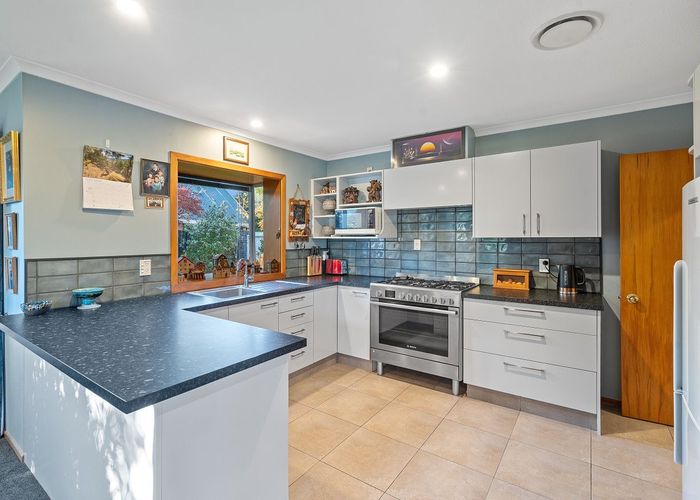  at 15 Arkwright Place, Halswell, Christchurch City, Canterbury