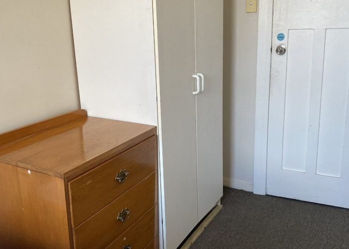  at 35 Bay Street, Petone, Lower Hutt, Wellington