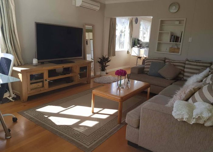  at 15 Lyndfield Lane, Newlands, Wellington, Wellington