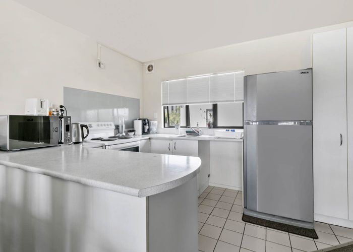  at 7/12 Ambrico Place, New Lynn, Waitakere City, Auckland
