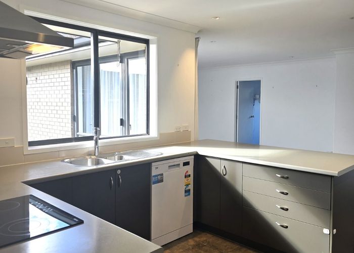  at 21 Alva Glen, Pyes Pa, Tauranga, Bay Of Plenty