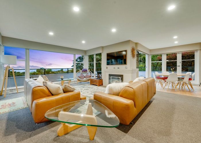  at 40 Kohu Road, Titirangi, Auckland